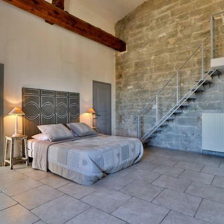 Le Posterlon Bed and Breakfast Caumont-sur-Durance Eksteriør billede